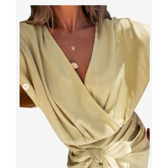 Vici V-Neck Wrap Dress With Tie Waist & Short Sleeves - Picture 2 of 7